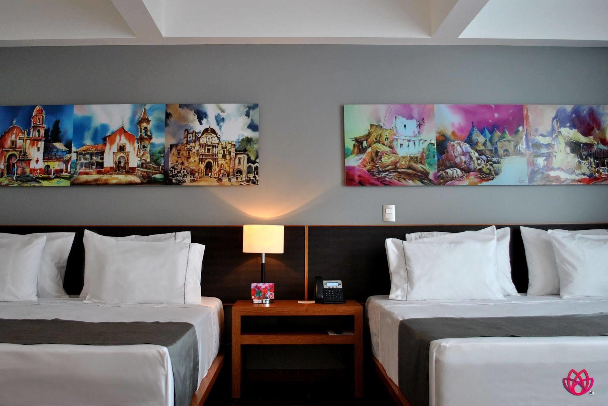 Hotel Y Tu Expo กัวดาลาฮารา ภายนอก รูปภาพ